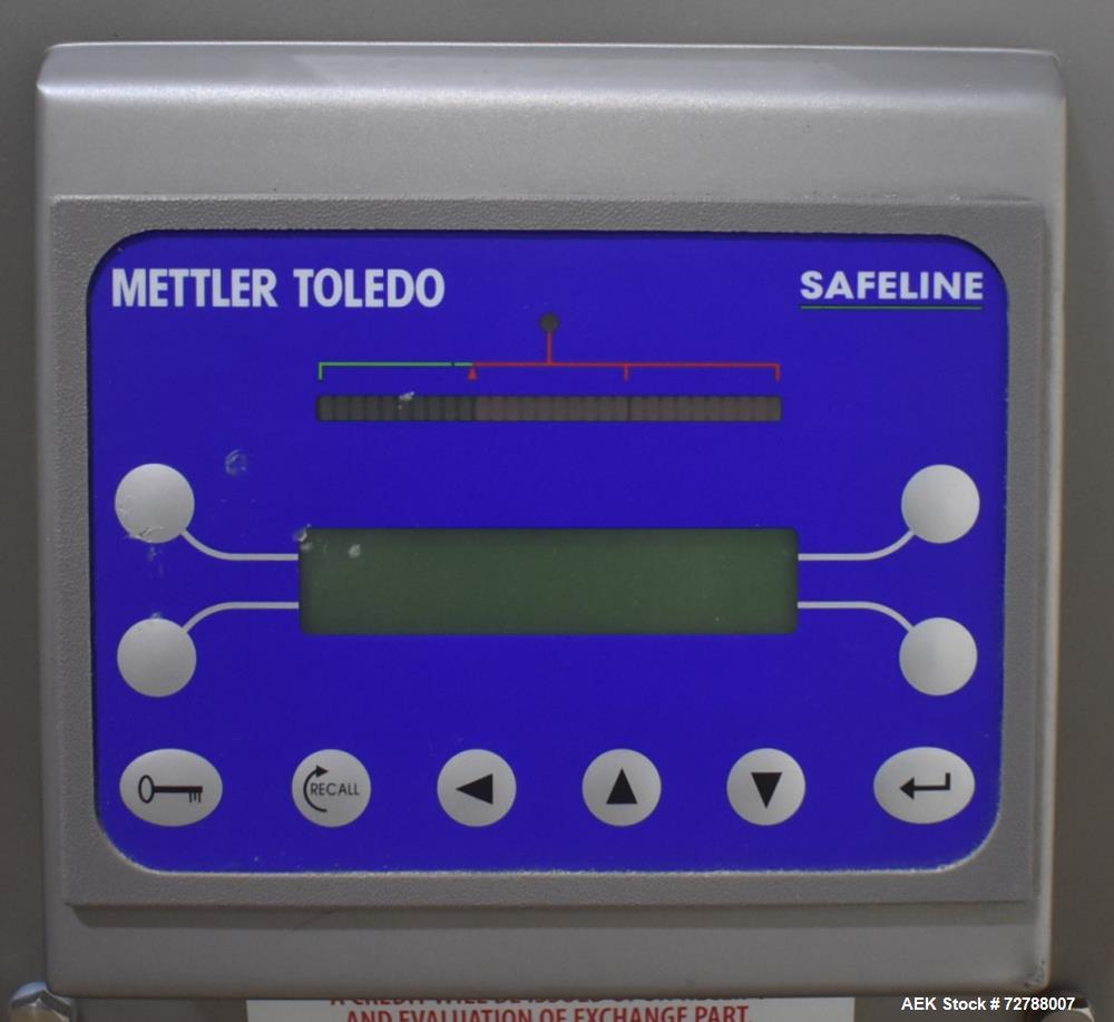 Gebraucht- Mettler-Toledo Safeline Hi-Speed Modell XE Kombination aus Metalldetektor und Kontrollwaage. Ermöglicht Geschwind...